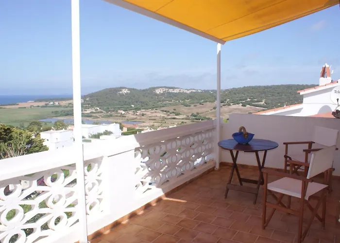 Camelias 13 * Son Bou